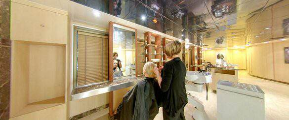 P&O Cruises Ventura Interior Oasis Spa Salon.jpg